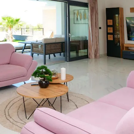 Increíble Casa En Con Sauna Сasa de vacaciones Primošten