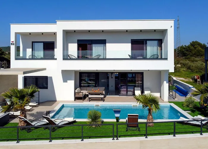 Amazing In With Sauna Primošten